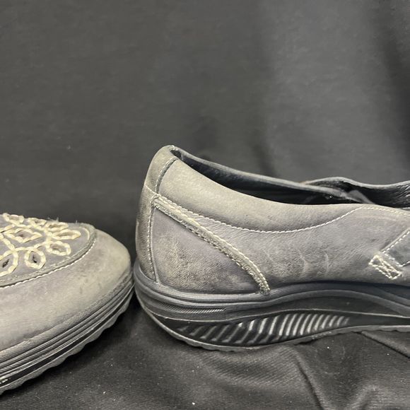 Skechers Shape Ups Sz 10 Gray-Black Suede Leather Embroidered Mary Jane Shoe 99Q - Picture 9 of 16